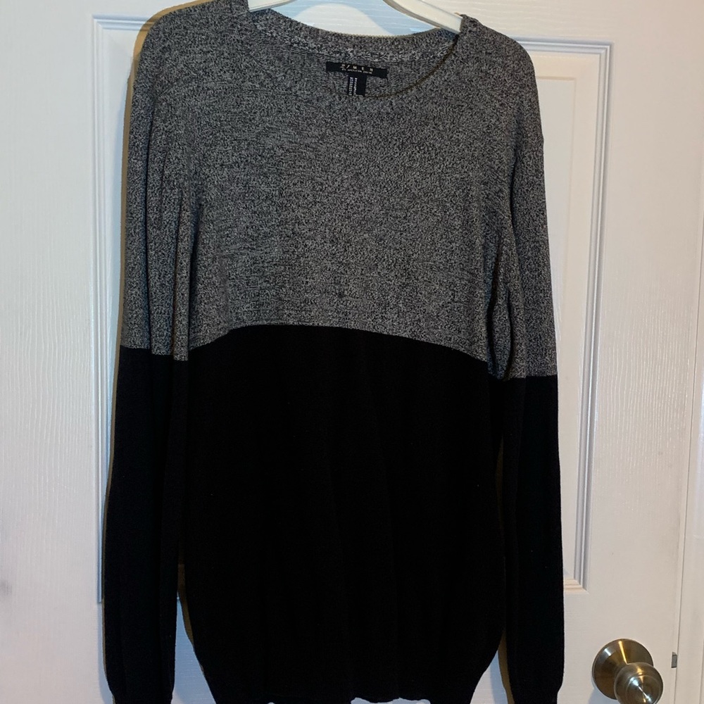 Forever 21 mens color block sweater black and grey NWOT